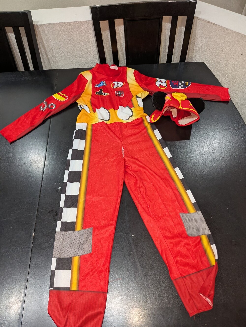 Disney Mickey Mouse Roadster Racer Boys Costume Size Large (Minor Flaw).